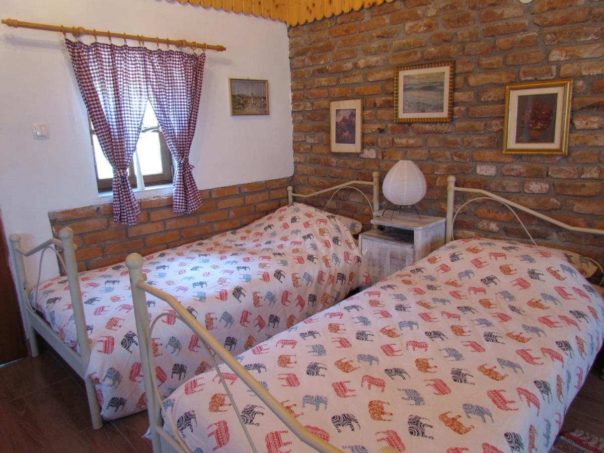 Studio Apartment Romeo Velika Gorica Eksteriør billede
